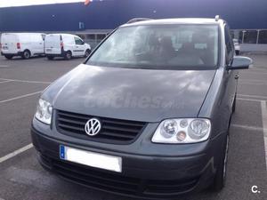 VOLKSWAGEN Touran 1.9 TDI TRENDLINE 5p.