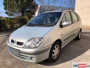 Renault scenic 1.9 dci 105 privilege cuero '02