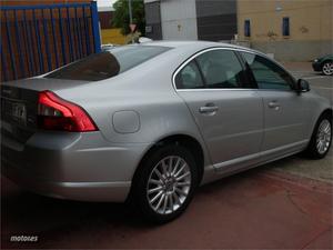 Volvo S 80