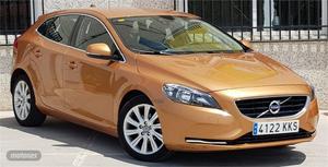 Volvo V 40