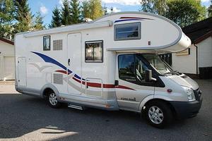 CAMPING-AUTOCAR FORD FMC670