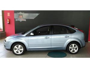 Ford Focus Sedán 2.0 Titanium