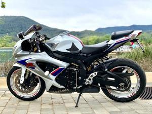 Suzuki GSX R600