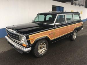 Jeep Wagoneer