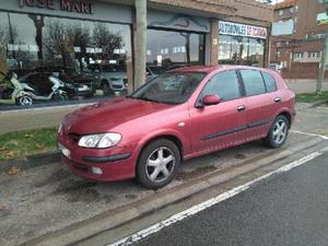 Nissan Almera 2.2di 5 p