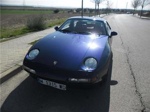 Porsche 928