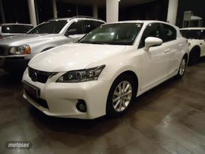 Lexus CT 200h