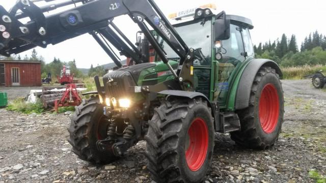 Trattori Fendt 211