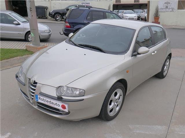 Alfa Romeo  Jtd Distinctive