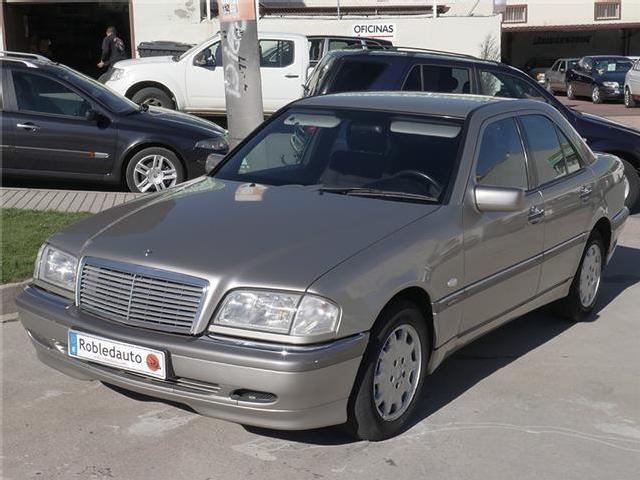 Mercedes-Benz C 180 Elegance