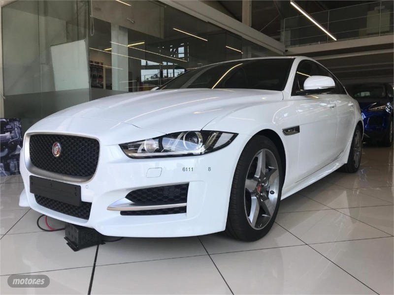 Jaguar XE