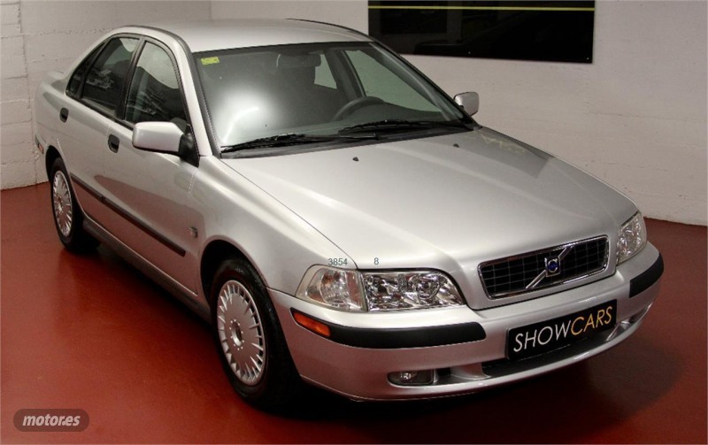 Volvo S 40