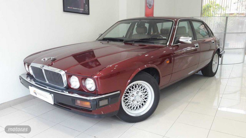 Jaguar XJ