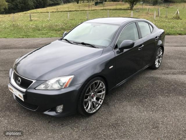 Lexus IS 220d