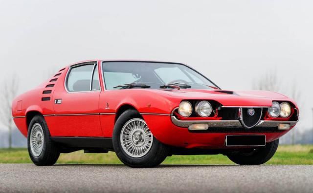 Alfa Romeo Montreal