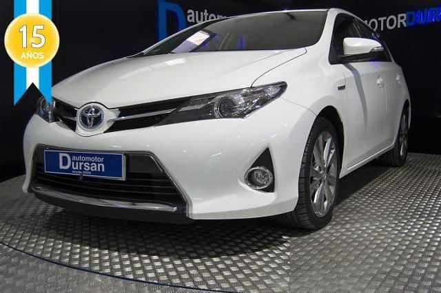 Toyota Auris Hybrid Active