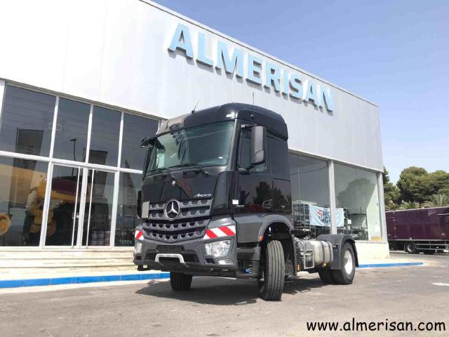 Mercedes-Benz AROCS . TRACTORA AUTOMATICA + RETARDER.