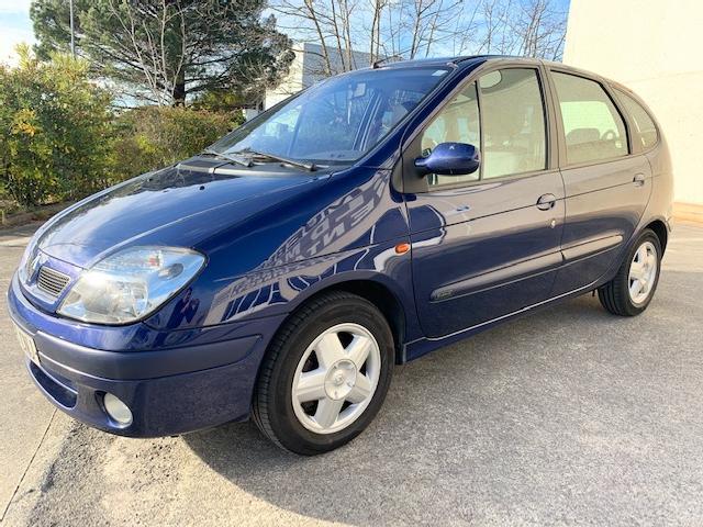 Renault SCENIC 1.9 DCI PRIVILEGE 105