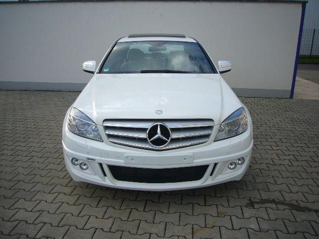 Mercedes-Benz C 320