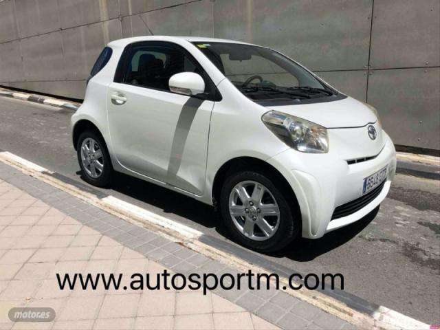 Toyota iQ