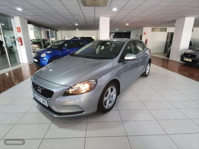 Volvo V 40