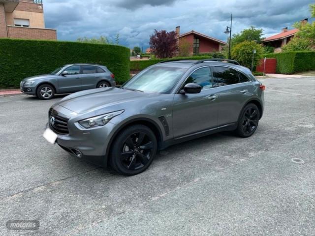 Infiniti QX70