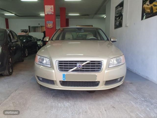 Volvo S 80