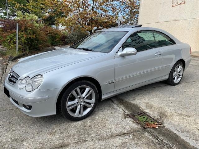 Mercedes-Benz CLK-350 AVANTGARDE