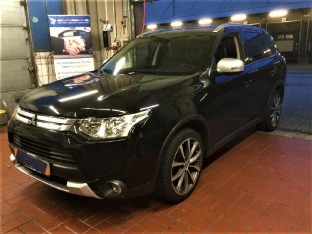 Mitsubishi Outlander 2.2 DI-D *Aut.*4x4*GPS*1/2piel*Cámara*