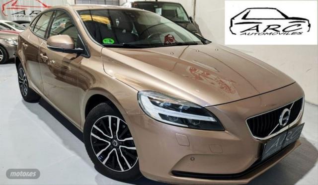 Volvo V 40