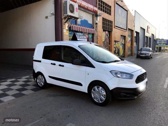 Ford Transit Courier