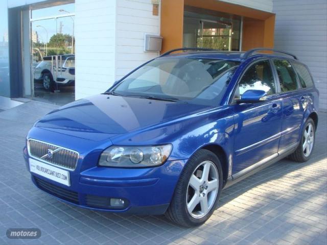 Volvo V 50