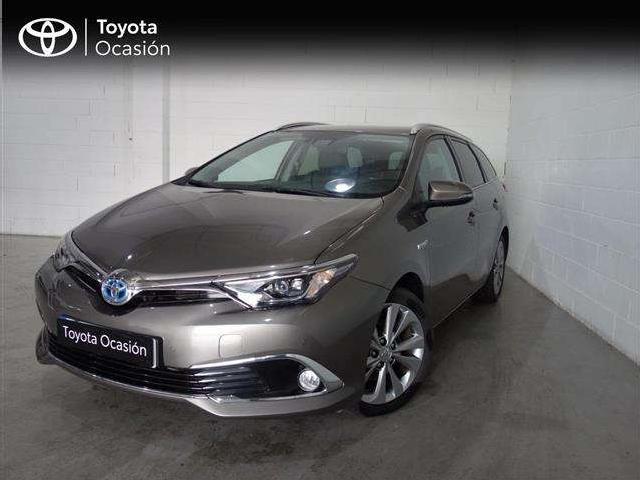 Toyota Auris Hybrid 140h Advance