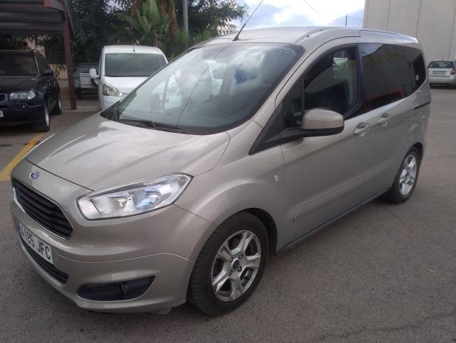 Ford TOURNEO CURRIER 1.6 TDCI 95 CV. (TURISMO)