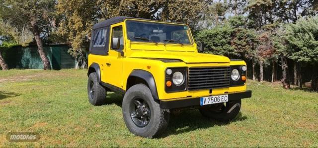 Land-Rover Defender