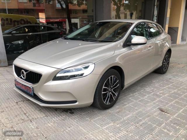 Volvo V 40