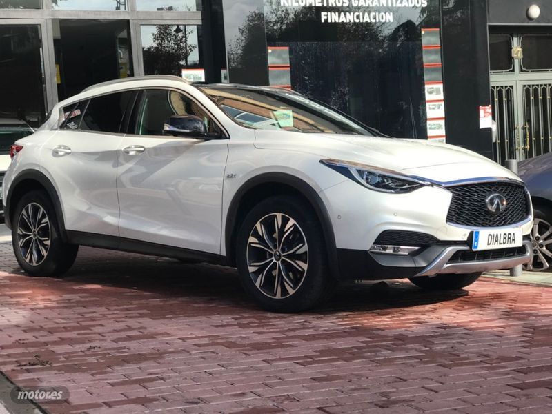 Infiniti QX30