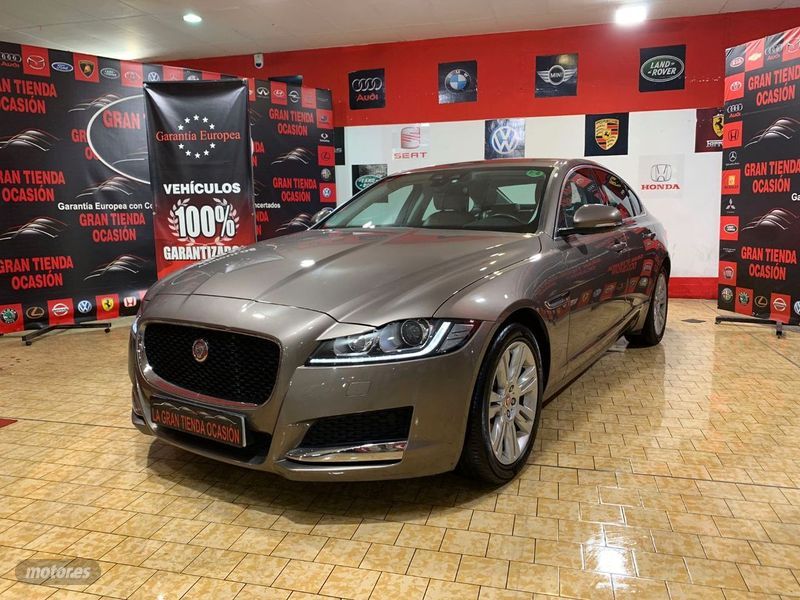 Jaguar XF