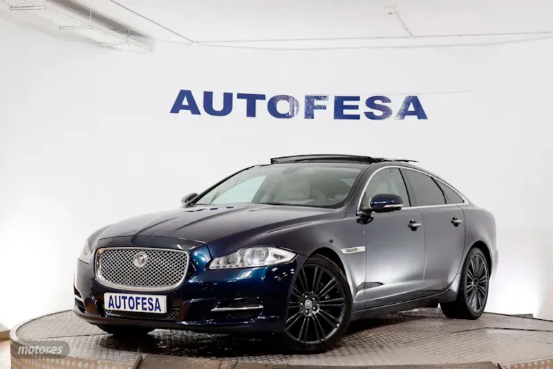 Jaguar XJ