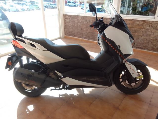 Yamaha X-MAX 300 C.C.