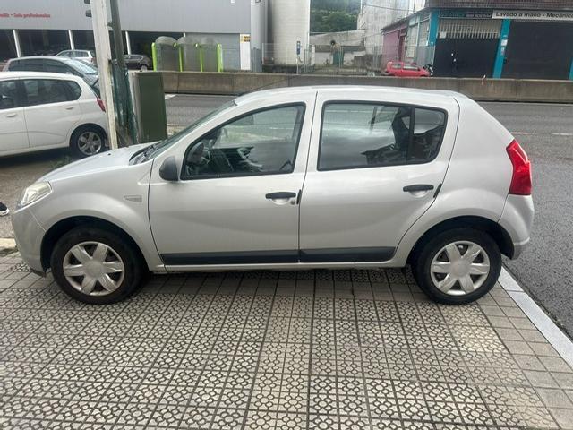 Dacia SANDERO 1.2 i 75 CV ETIQUETA C