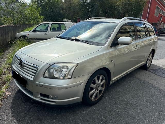 Toyota AVENSIS WAGON 1.8 i 130 CV